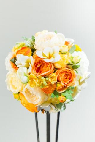 造花ブーケ（ﾗｳﾝﾄﾞﾌﾞｰｹ ｲｴﾛｰ系）