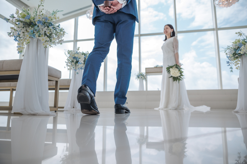 新婦様のもとへ