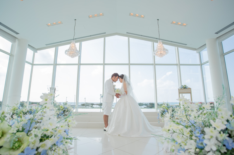 おでこを合わせて