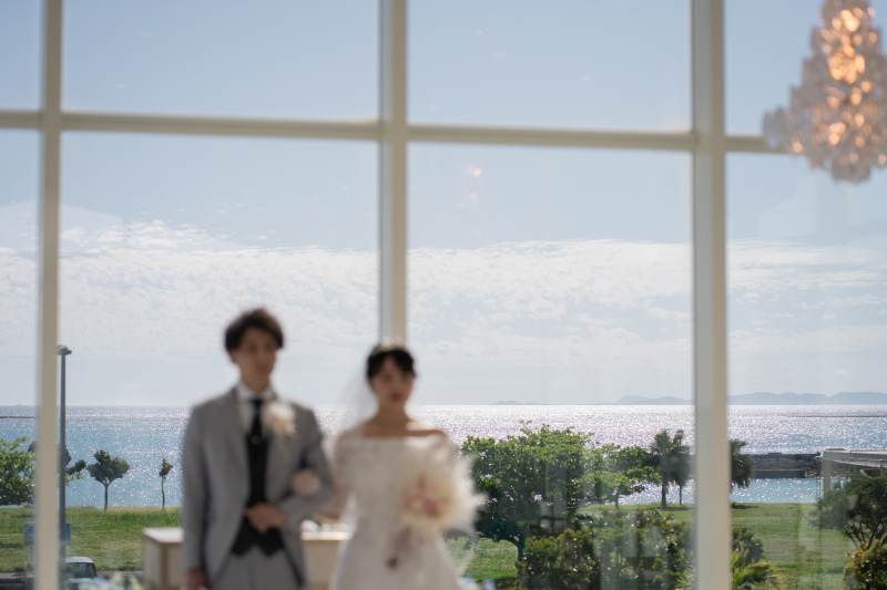 おふたりが結婚式の場所に選んだのは、沖縄