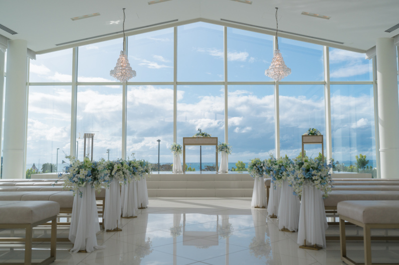 ガラス張りチャペル