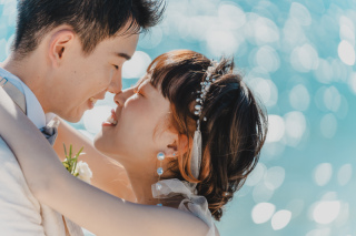 輝く海をバックに☆