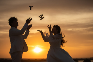 お2人でサンセットビーチフォト♡