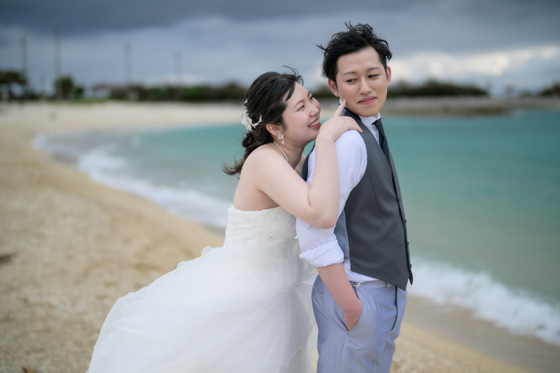 ほっぺをつんっ