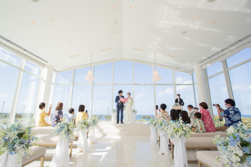 白亜のチャペルで結婚式もできる!