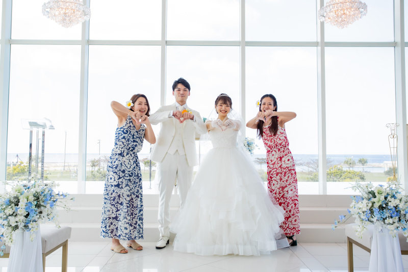 小さな結婚式 沖縄サザンビーチ店_家族・友人を撮影に呼べる