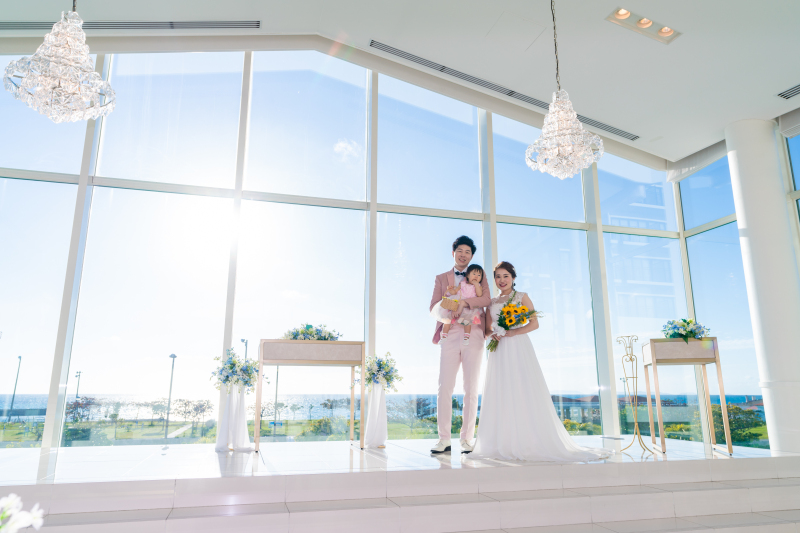 小さな結婚式 沖縄サザンビーチ店_家族・友人を撮影に呼べる