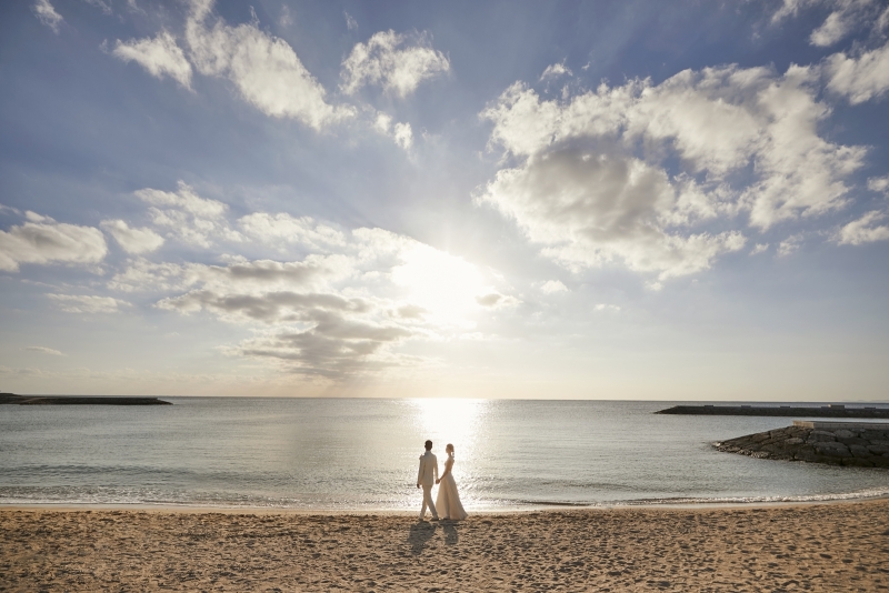 【カラードレスも楽しめる】チャペル＆ビーチフォトプラン[データ200カット＆アルバム込]