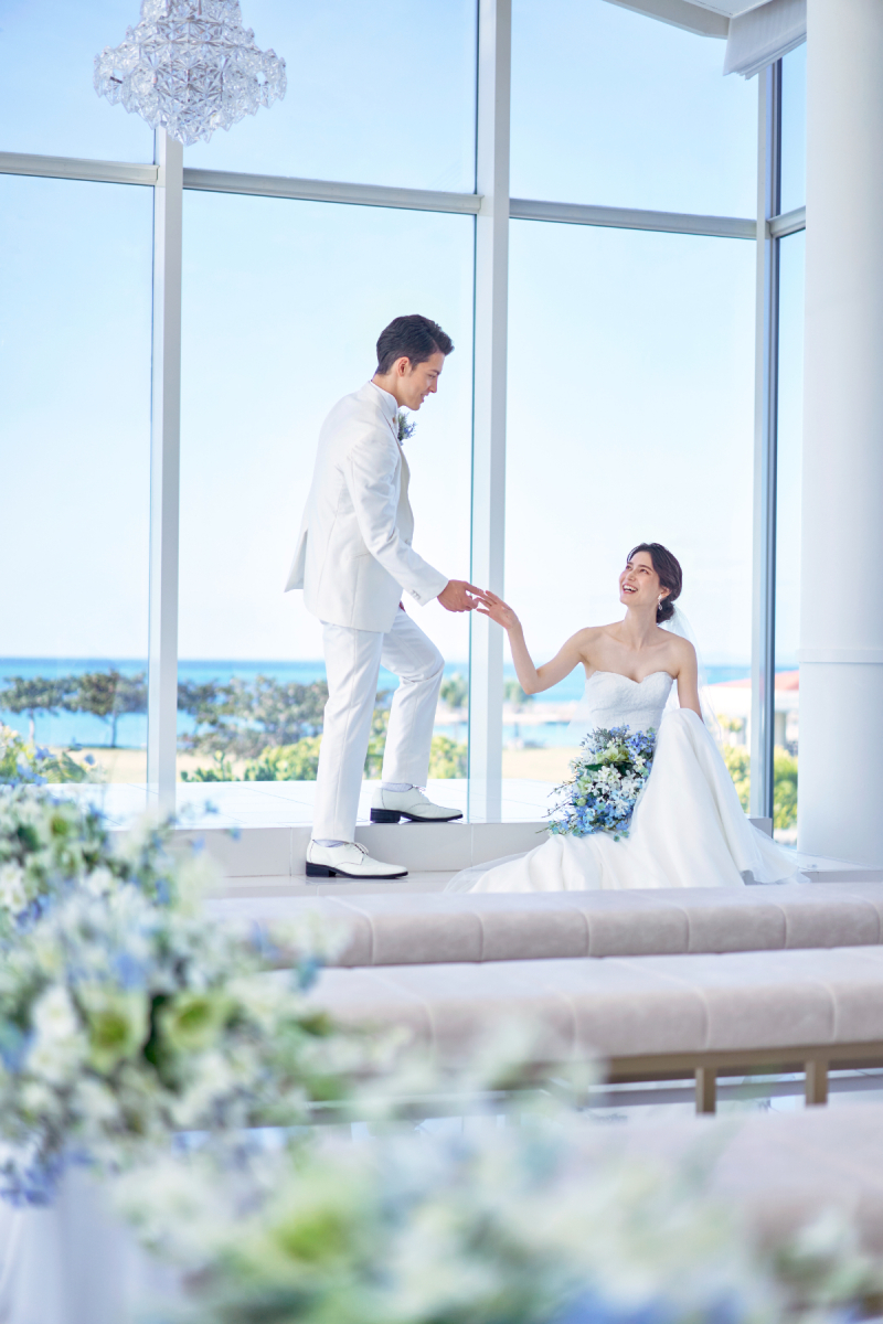 【全面ガラス張りのチャペル】データ50カット込★衣裳・美容着付・チャペル使用料込