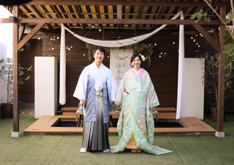 中庭での撮影！！