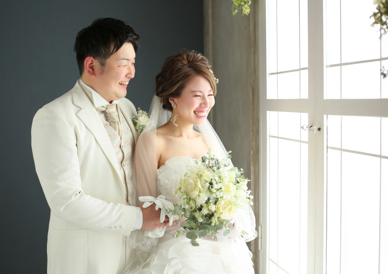 スタジオへ移動、自然光を活かした1枚