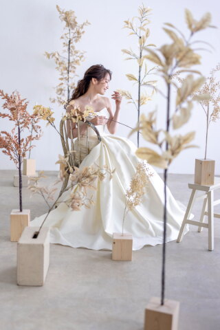 創寫舘 半田スタジオ_スタジオ（ウェディングドレス）