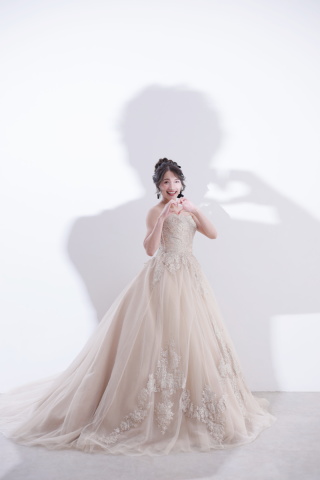 創寫舘 半田スタジオ_スタジオ（カラードレス）