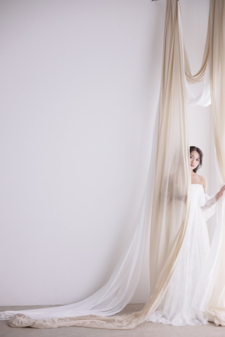 創寫舘 半田スタジオ_スタジオ（ウェディングドレス）