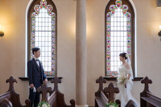 【洋装2着/ロケ＋データ200cut】大聖堂&times;チャペル！式場を貸切にしてフォトウェディング/全データ美肌レタッチ付き