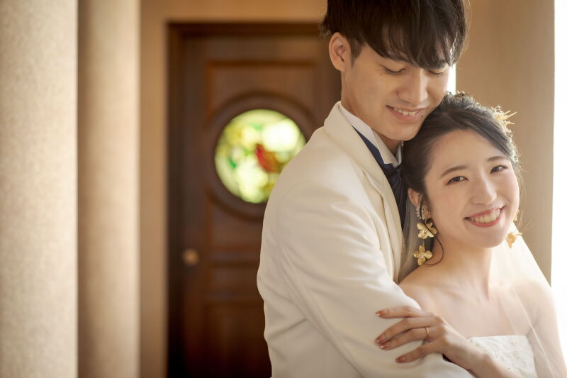 【洋装2着/ロケ＋データ200cut】大聖堂&times;チャペル！式場を貸切にしてフォトウェディング/全データ美肌レタッチ付き