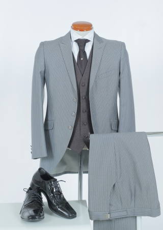 グレーストライプ