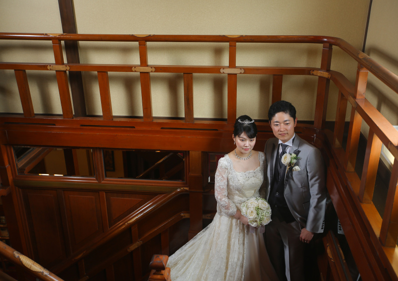 洋装にお着替えをして