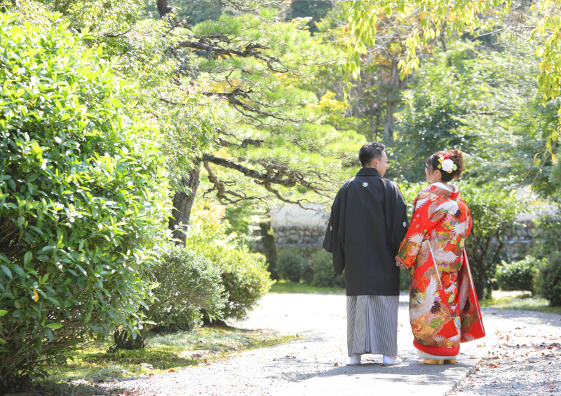 歩く姿を後ろから♪