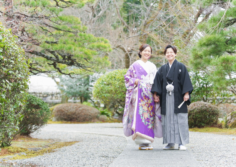 手をつないでお散歩風♪