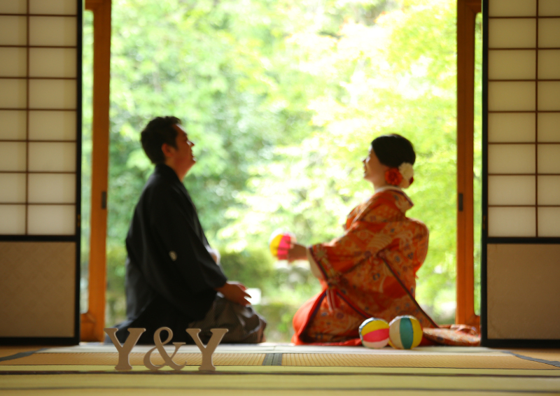 紙風船とイニシャルブロック