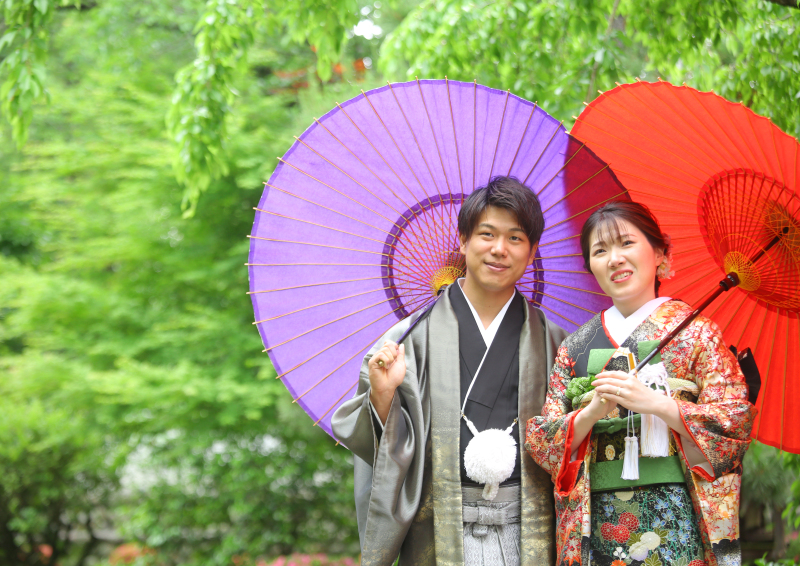 和傘が雰囲気にとってもよく合います！