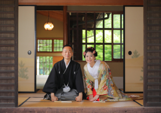 【和装・洋装の3着撮影】館内のロケーションを思いっきり楽しむフォトウェディング