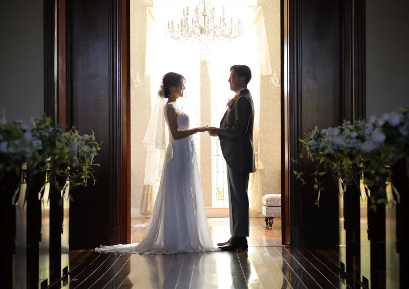 入り口でシルエットのお写真