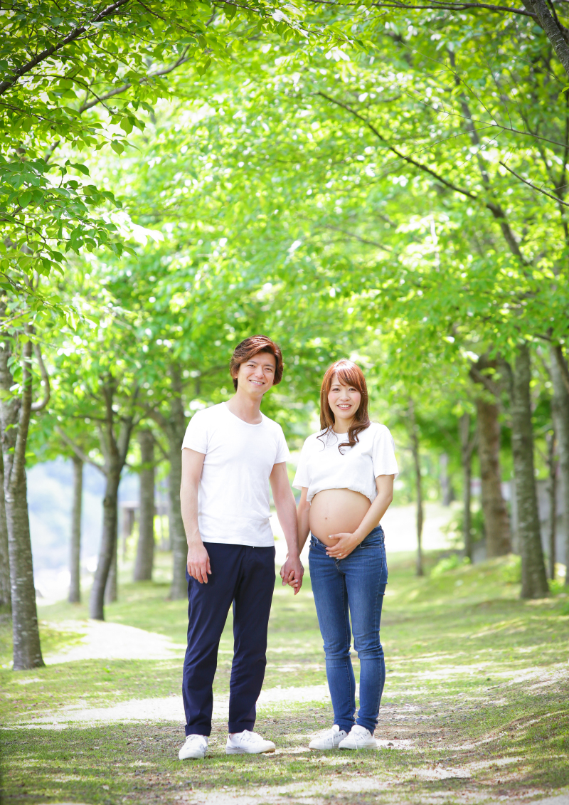 奥行きのある並木道が鮮やかなで明るい感じです!