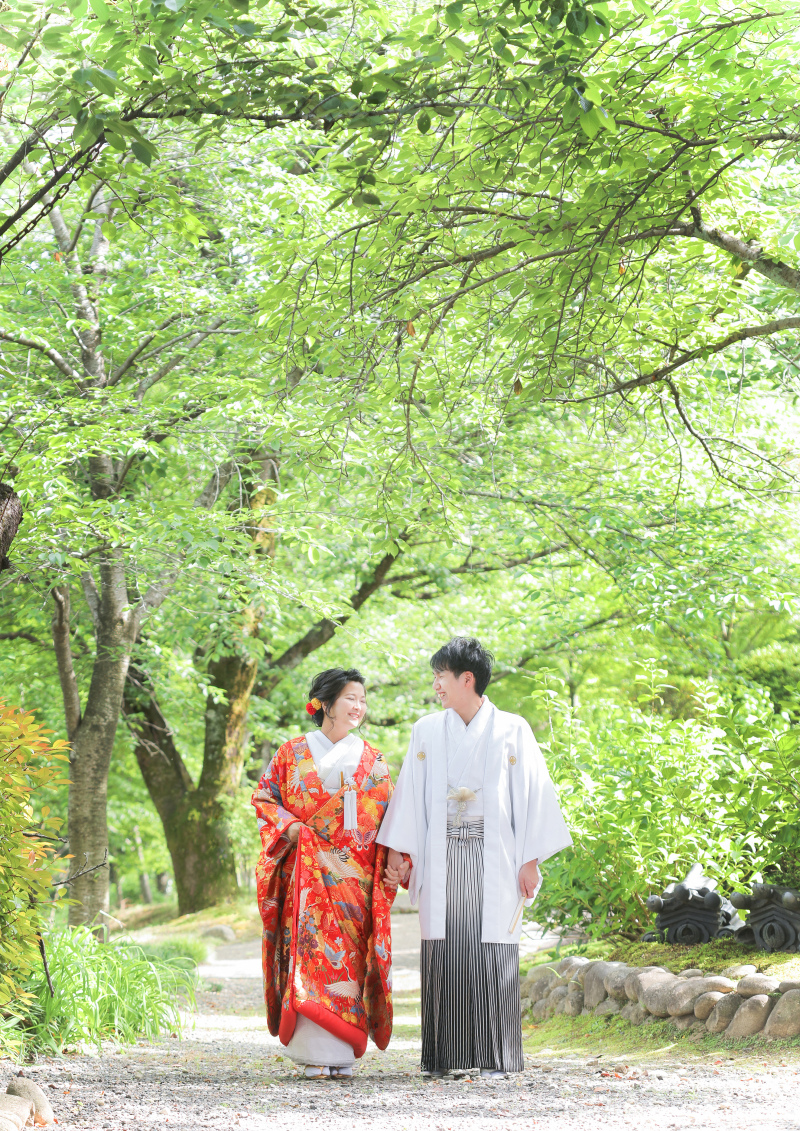 邸内を散歩しながら♪