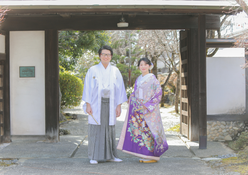 まずはかっちり立ち姿！