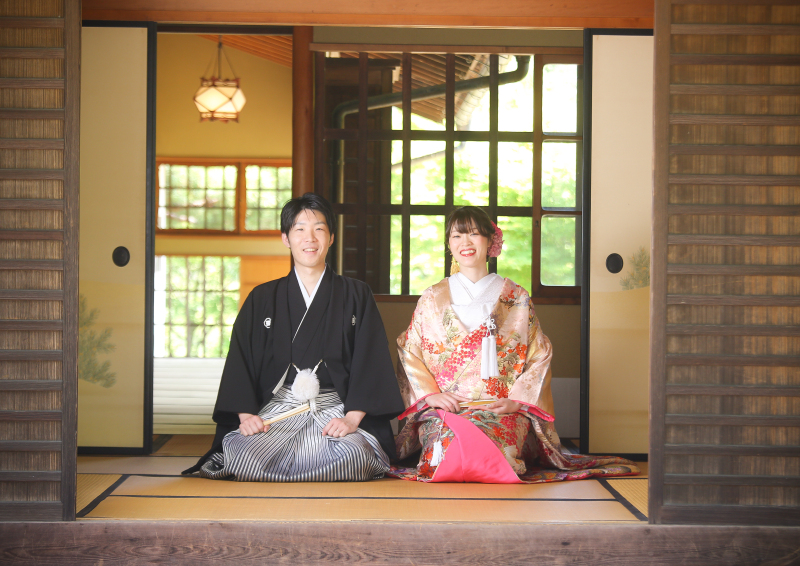 和装では敷地内の川上別荘も使って