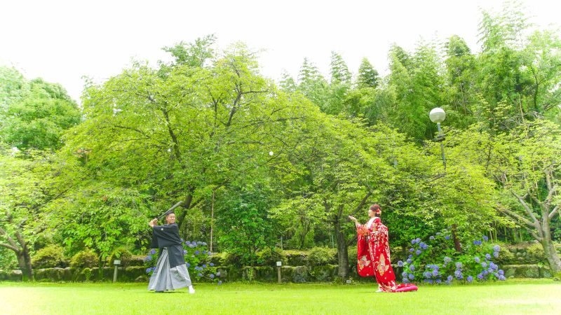 ひろーい庭を使って野球もできます！