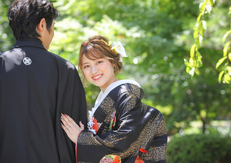 ご新婦様の振り向きショットも