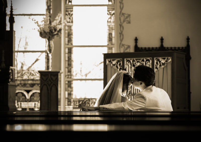 敷地内にあるチャペルでドラマチックに!