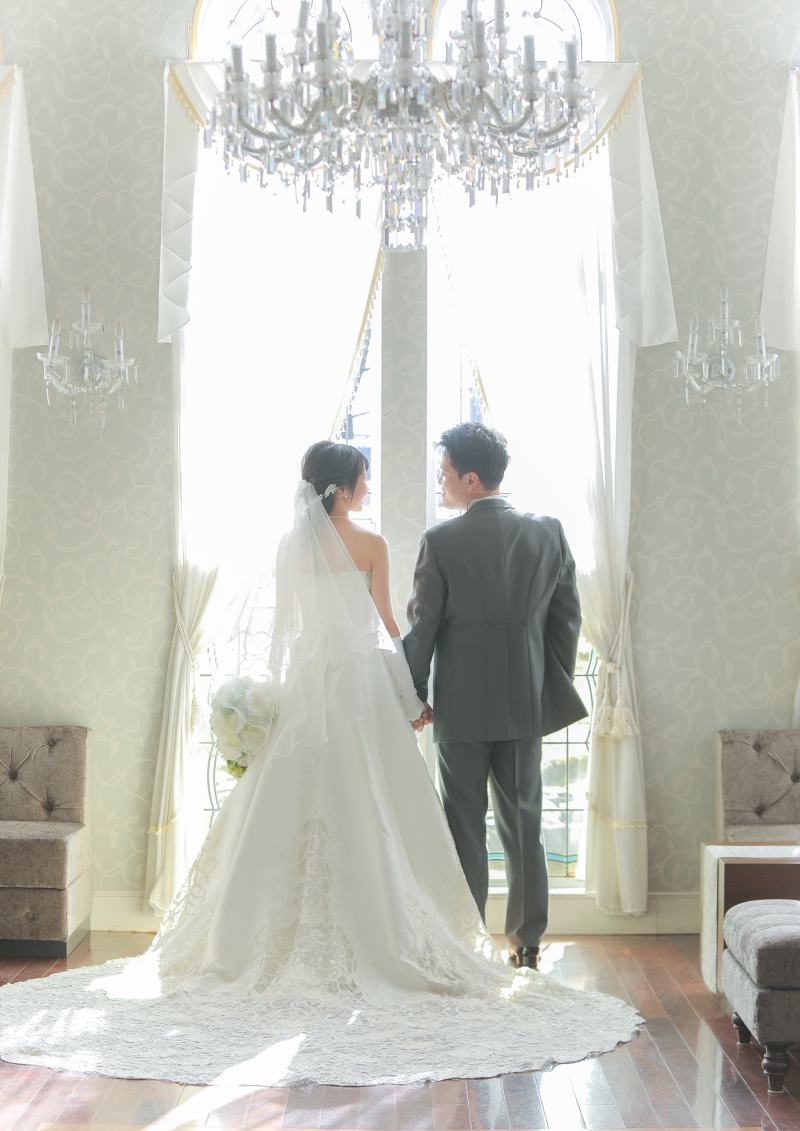 大きなシャンデリアを入れても素敵ですよ