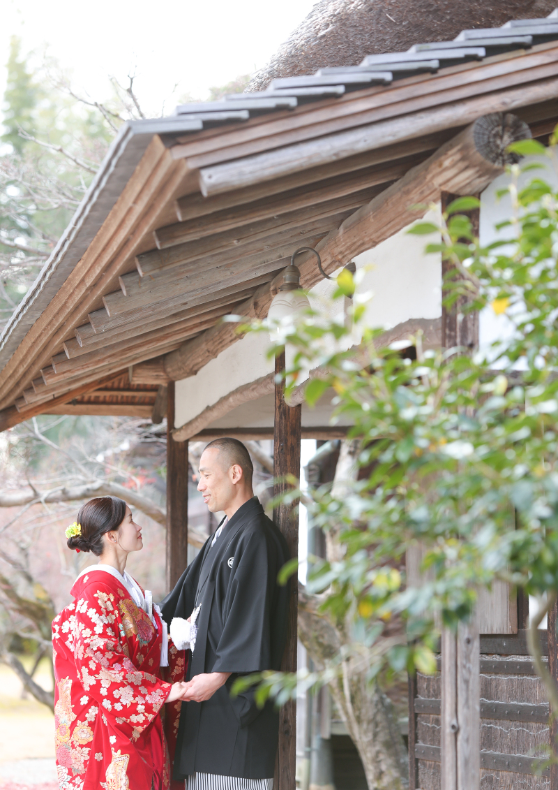 手をつないで向き合ったお写真も