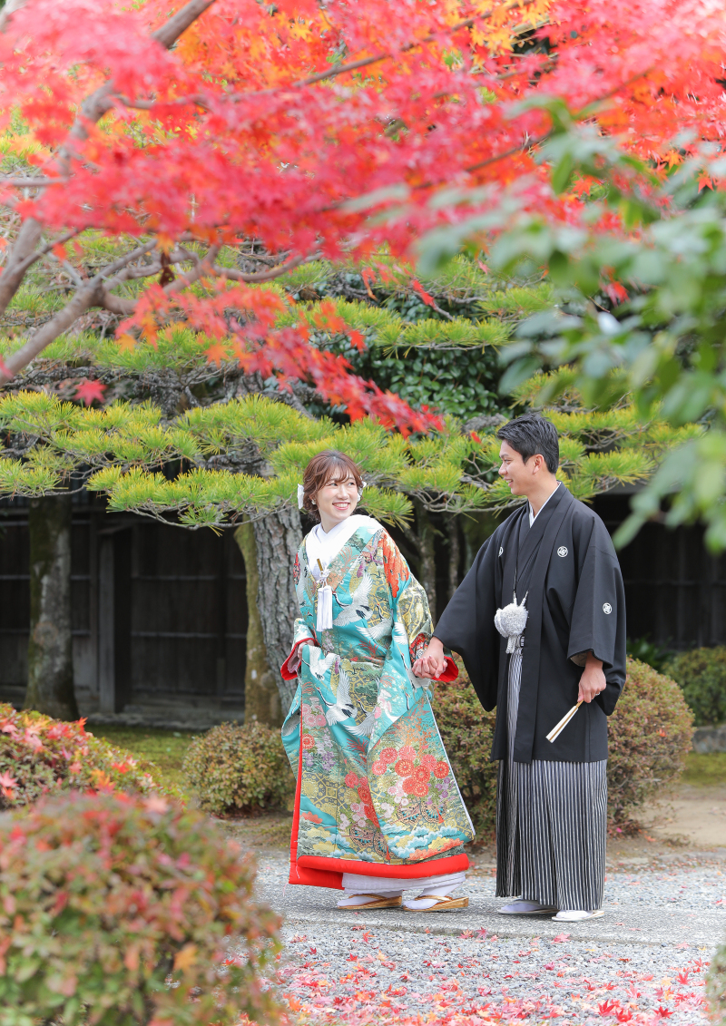 川上別荘のお庭で