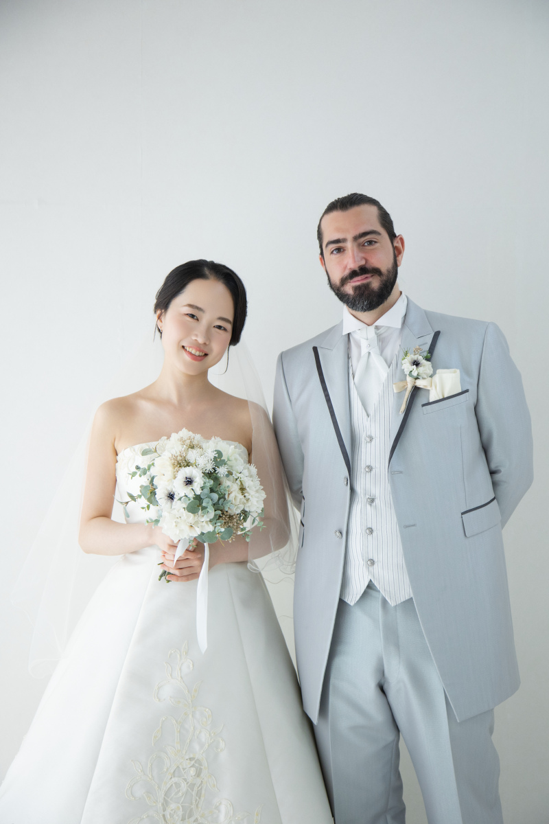 白壁の背景でふんわり