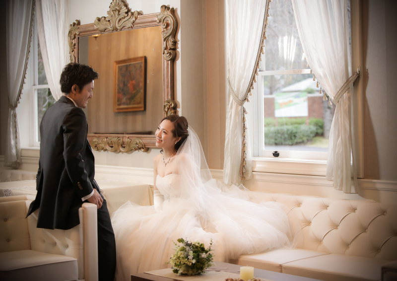 チャペルのロビーで撮影