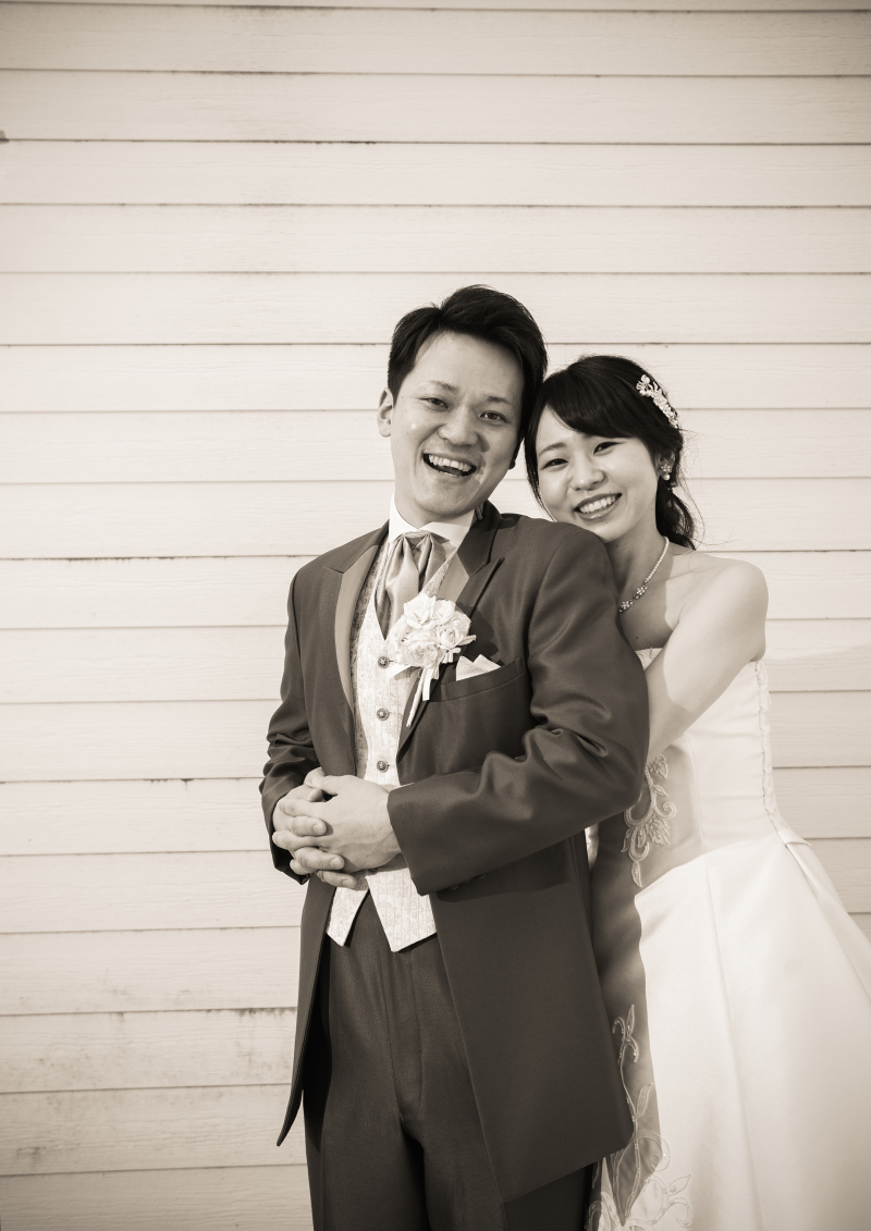 シンプルな背景で