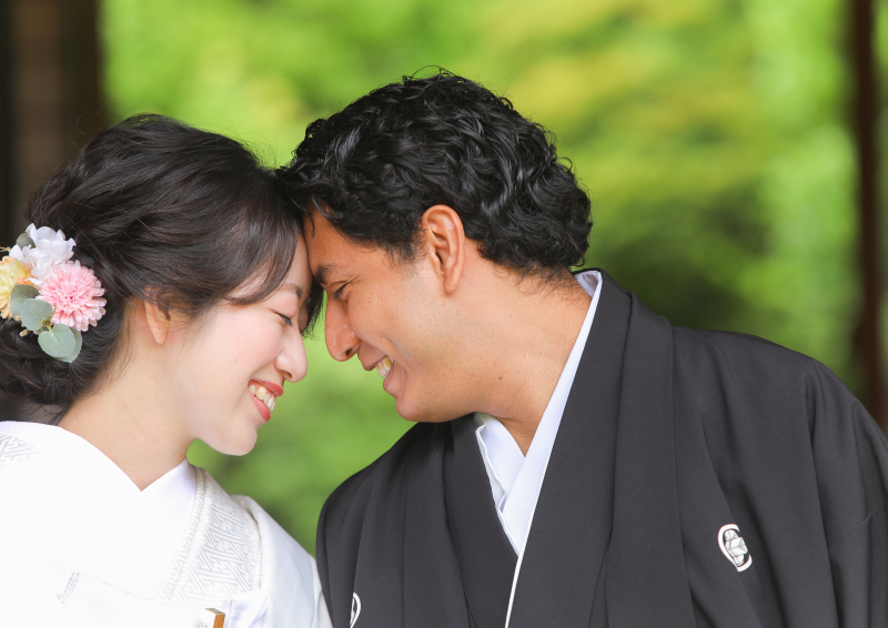 おでこをくっつけたお写真も