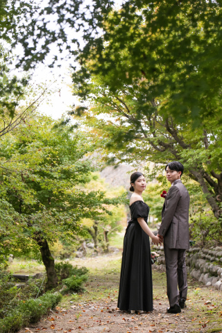 サクラヒルズ創寫舘_【緑】衣装が映える美しい季節