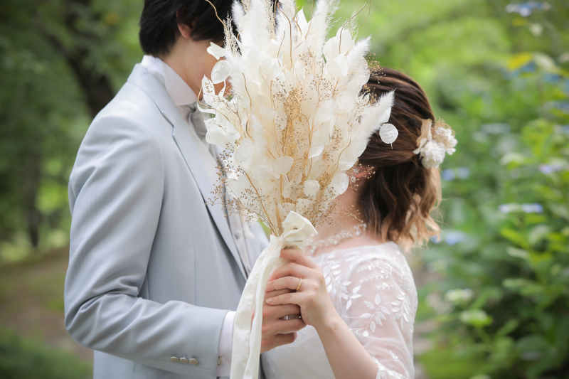 衣装に合わせたアイテムで撮影がより華やかに♪