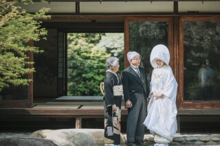 【フォトウェディングはご家族と一緒に！】重要文化財＆チャペル＆ロケーションとご家族写真撮影付き