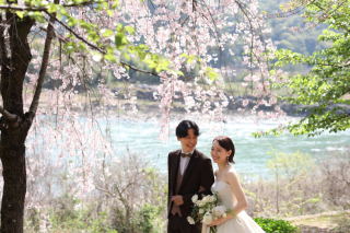 桜との撮影なら！【400本以上の桜ロケーション＆重要文化財＆チャペル撮影】和洋3着全データ美肌修正付！