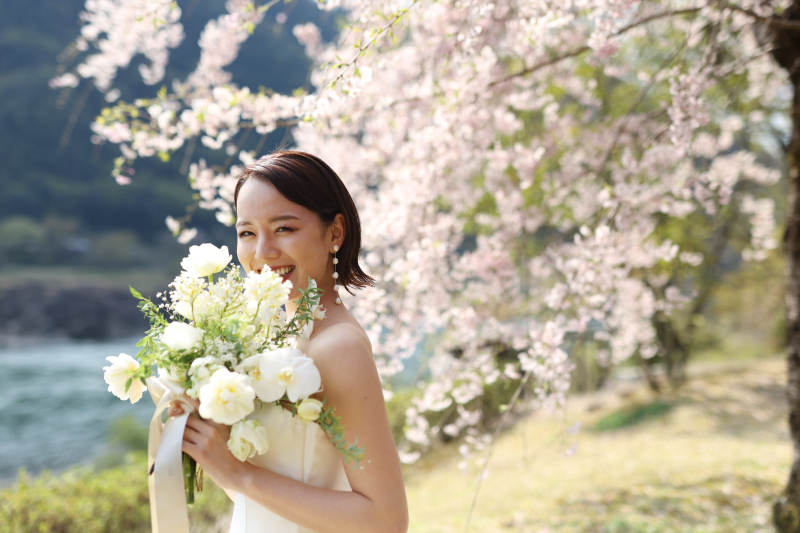 桜シーズンご予約開始!【400本以上の桜ローケーション&重要文化財&チャペル撮影】和洋2着全データ美肌修正付!