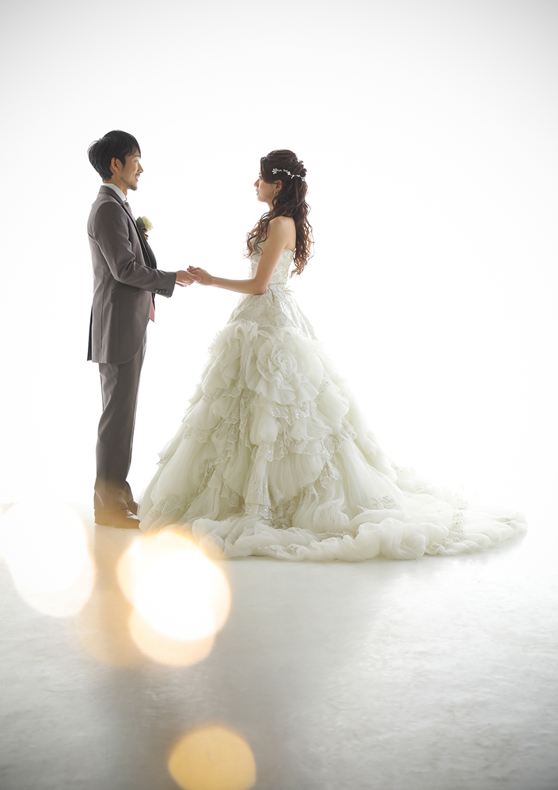 ベストシーズン♪秋のウェディングフォト！【スタジオ＆ロケーション】洋装１着全データ付プラン