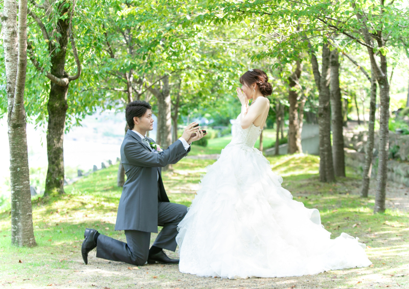 【敷地内のロケーションで人目を気にせず撮影ができます】チャペル＆ガーデン撮影　洋装1着（データ50カット）10カットアルバム付き