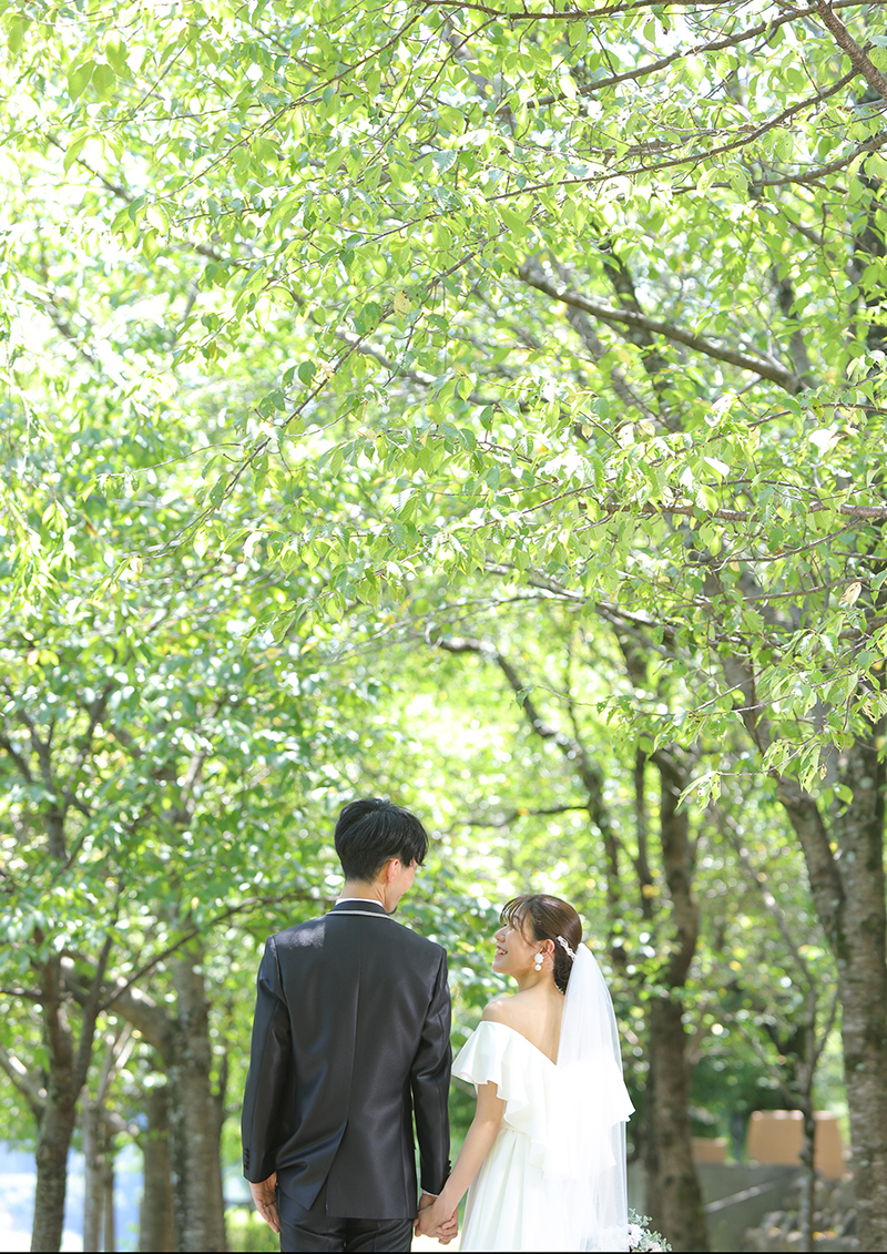 【フォトウェディングは家族と共に♪】撮影＆お食事、洋装1着全データ付プラン